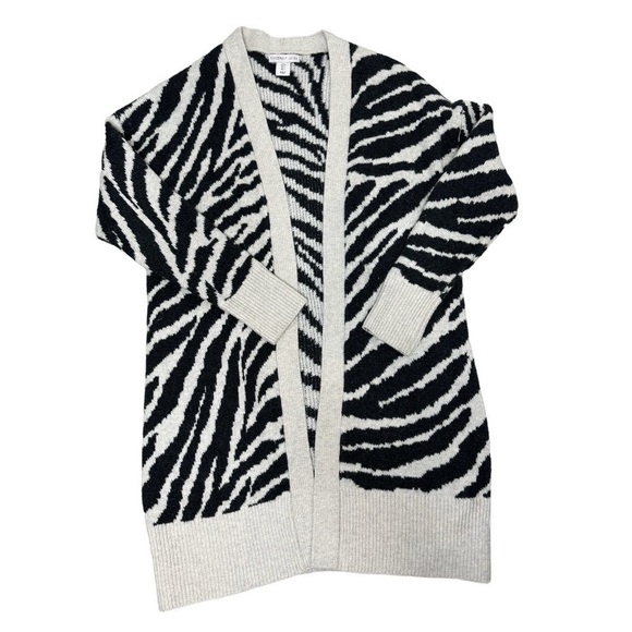 Sincerly Jules Sweaters - Sincerely Jules Long Zebra print open cardigan Size Small